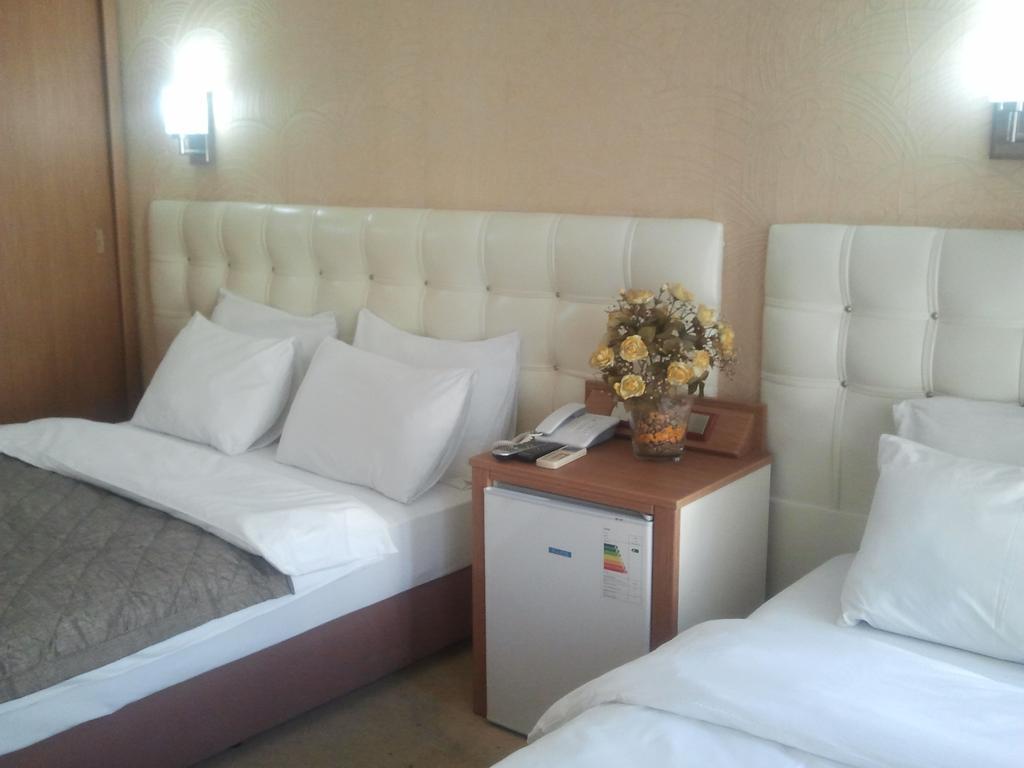Hotel Kocaman Esmirna Quarto foto