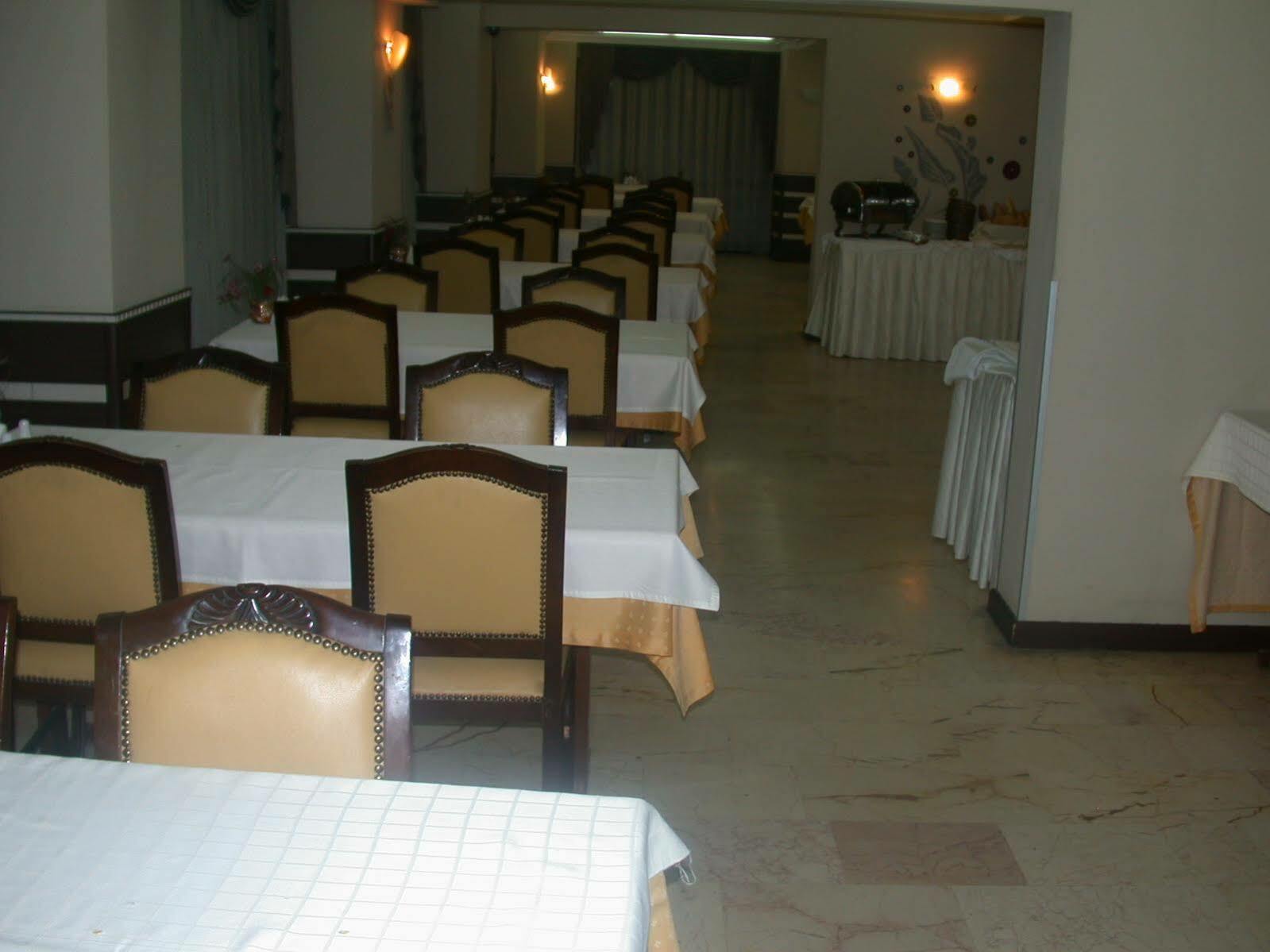 Hotel Kocaman Esmirna Exterior foto