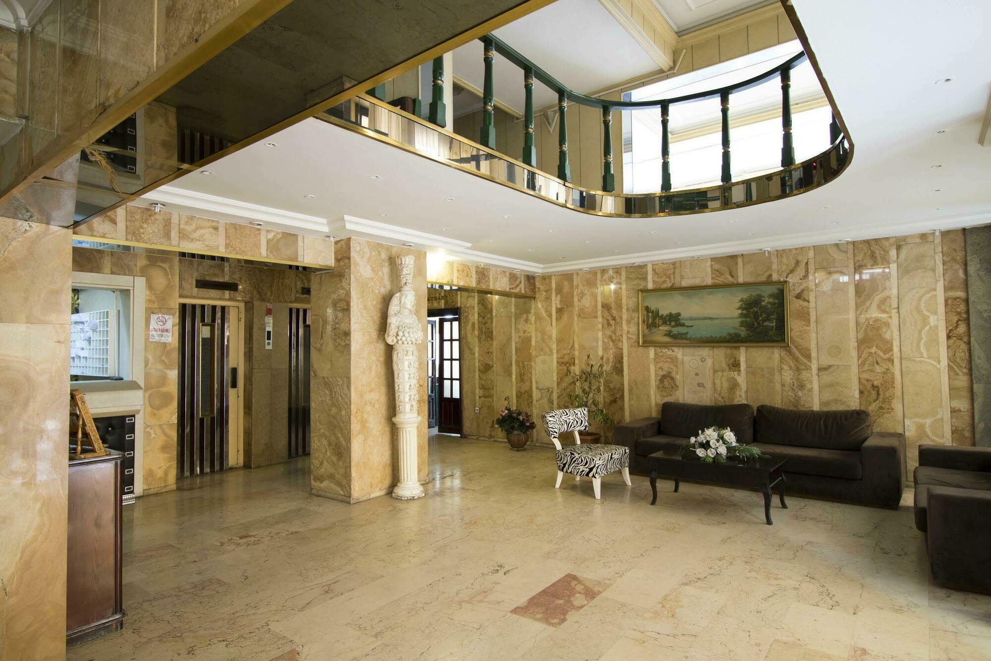 Hotel Kocaman Esmirna Exterior foto